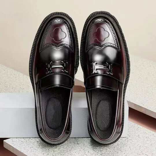 Sapatos casuais de couro feitos à mão em Itália | 50% de desconto�