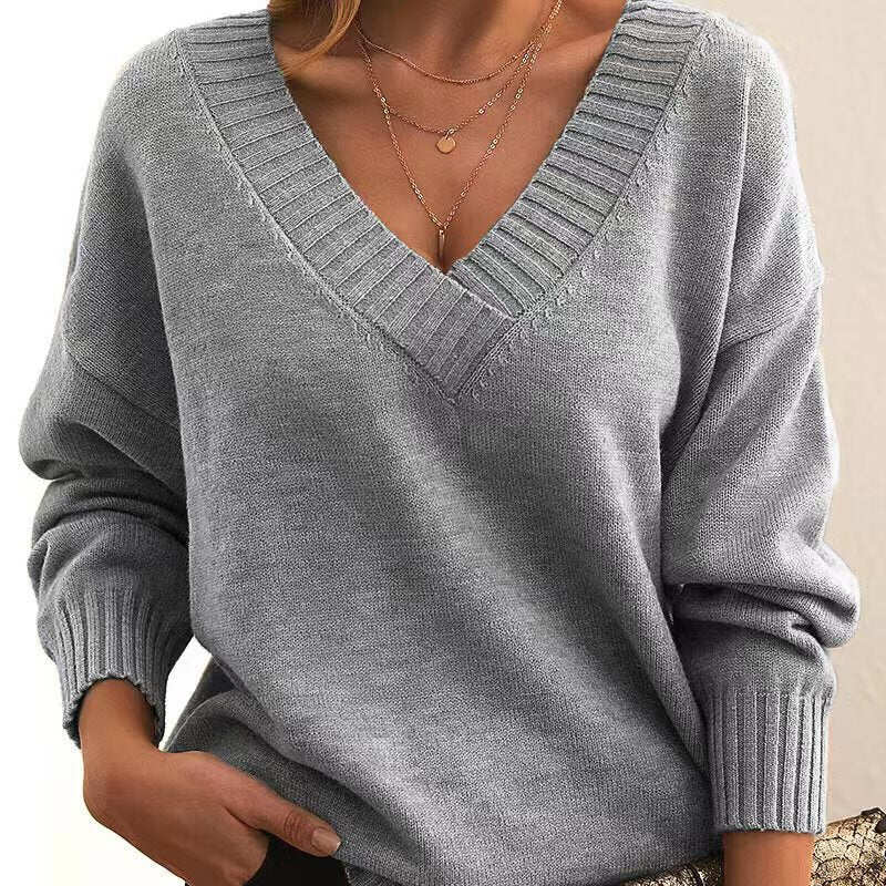 Sweter z dekoltem w kształcie litery V. Sweter z pulowerem