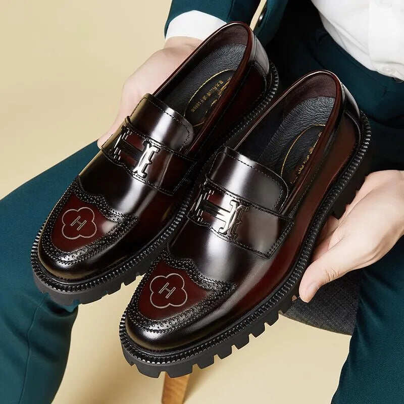 Sapatos casuais de couro feitos à mão em Itália | 50% de desconto�